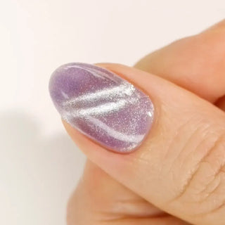 DND DC 9D Cat Eye Creamy - 34 Royal Paws