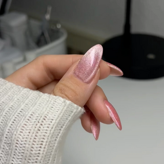 DND DC 9D Cat Eye Unicorn - 16 Sugar Floss