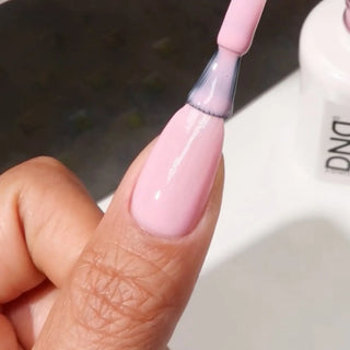 DND Gel Polish - Sheer Collection - 883 Candy Kisses
